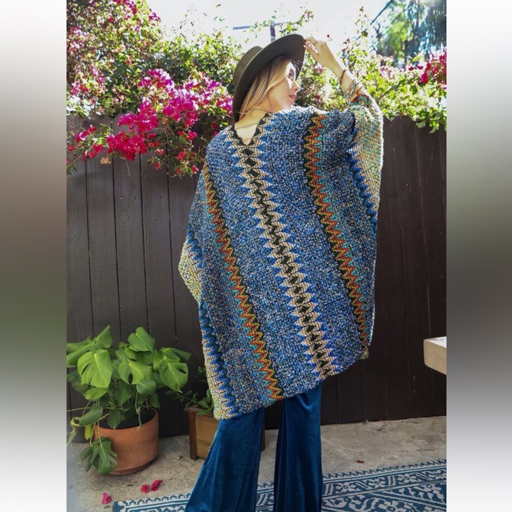 Colorful Crochet Patterned Ruana - Picture 3 of 3